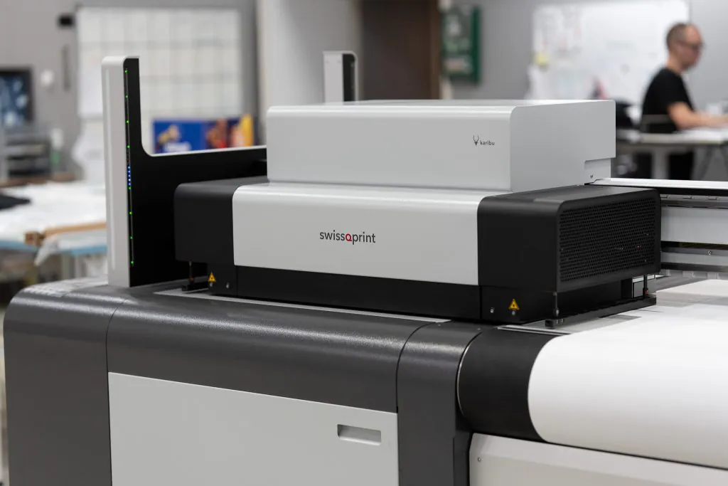 Arbete vid tryckmaskinerna hos Specialprint