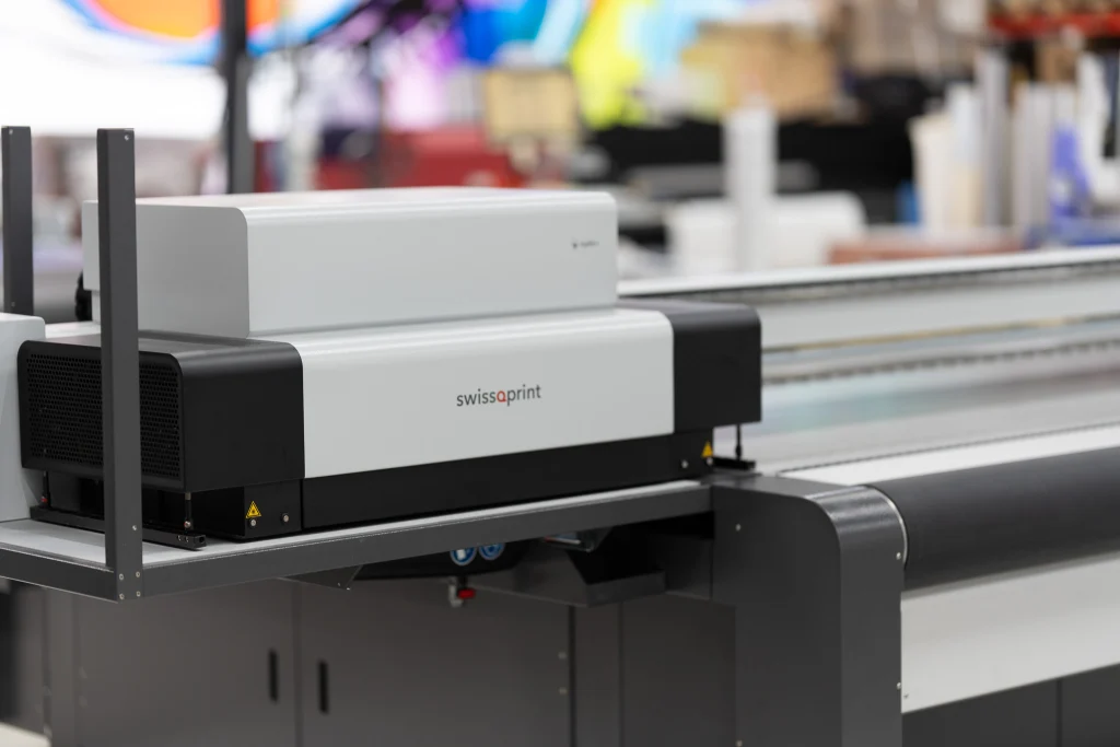 En swissQprint Karibu i Specialprints tryckproduktion